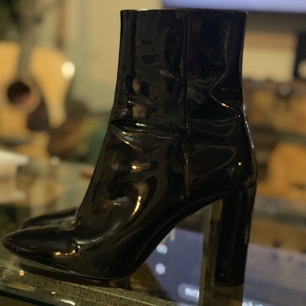 YSL Yves Saint Laurent Lou 95 Black Patent Pin Block Heel Ankle boot 39 1/2